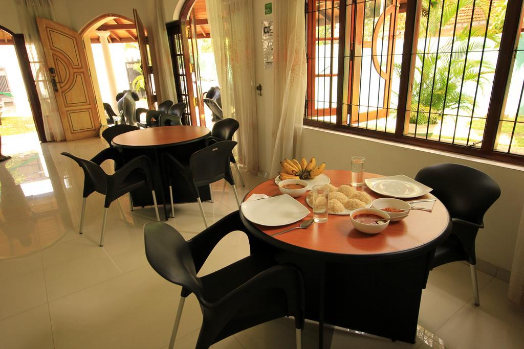 Flipflop Hostel Νεγκόμπο Εξωτερικό φωτογραφία