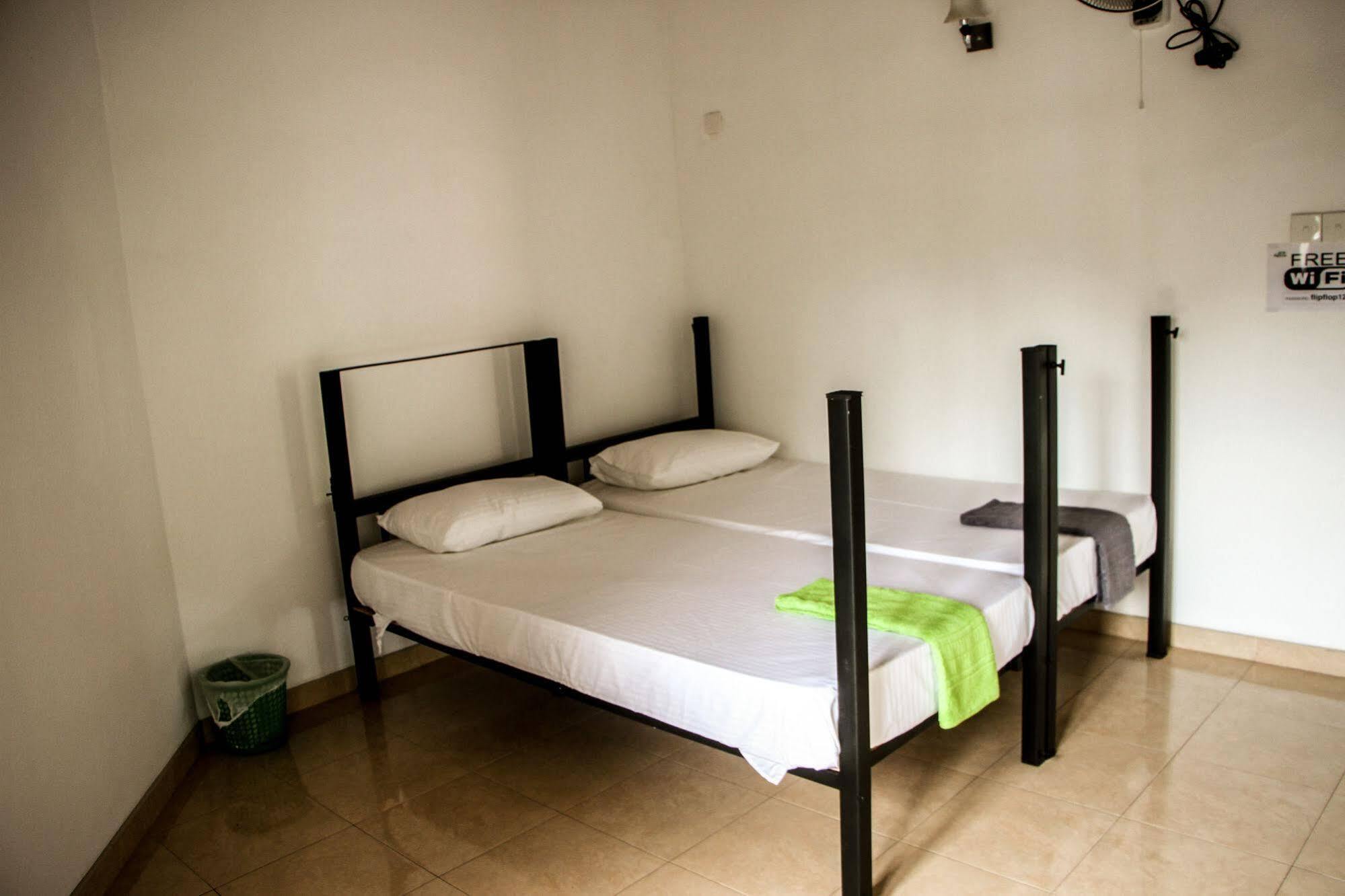 Flipflop Hostel Νεγκόμπο Εξωτερικό φωτογραφία
